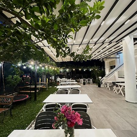 Hotel Kristal Borsh Exterior foto
