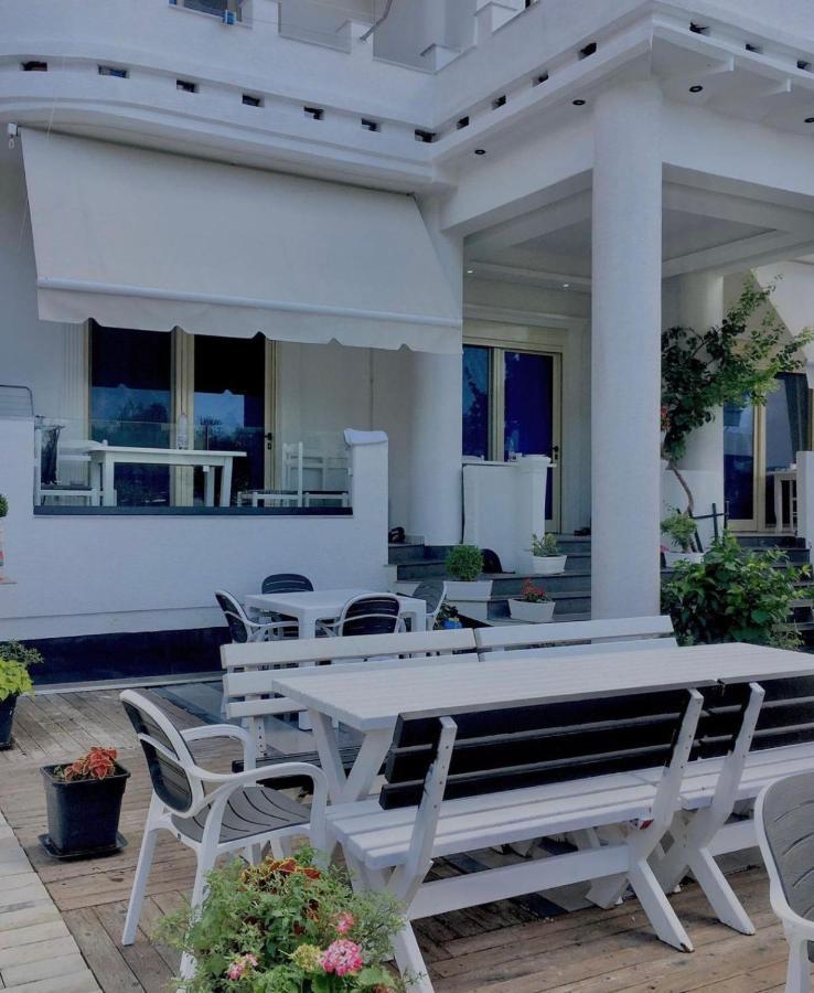 Hotel Kristal Borsh Exterior foto