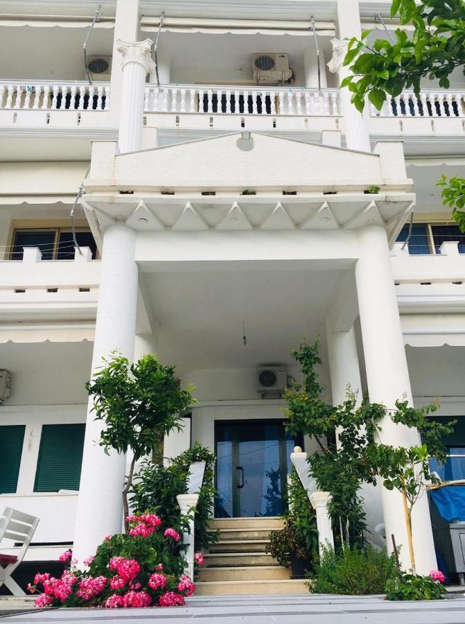 Hotel Kristal Borsh Exterior foto